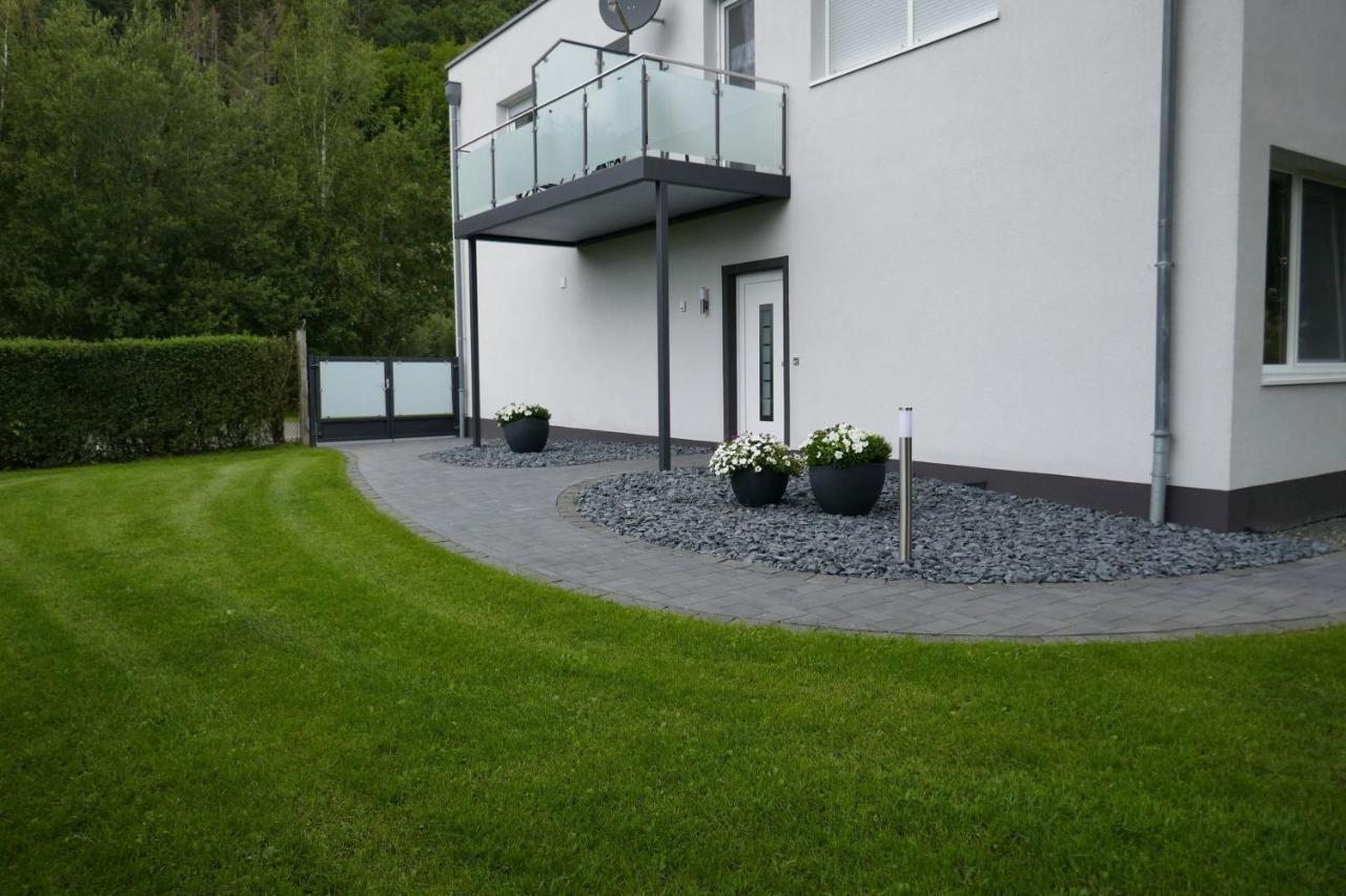 Appartement Landferien Eifel à Pittenbach Extérieur photo