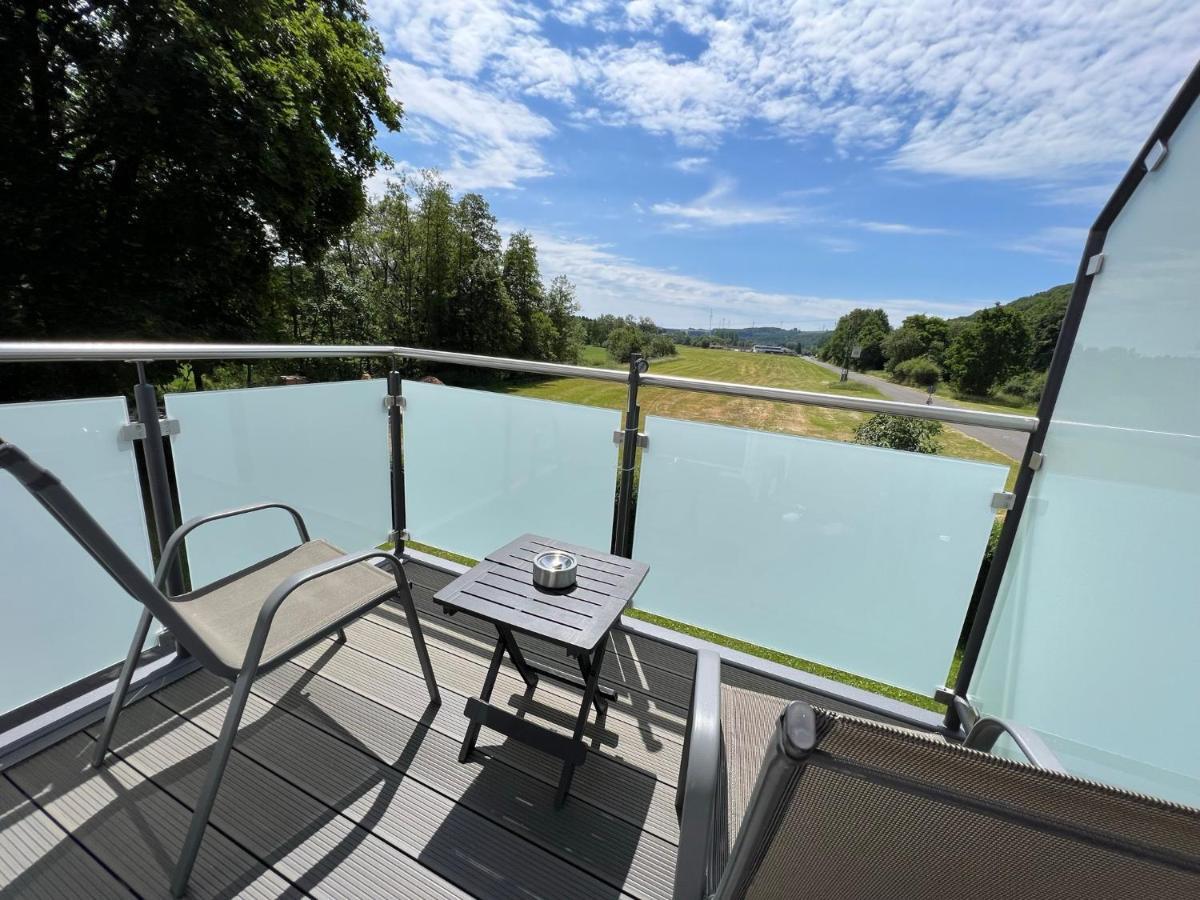 Appartement Landferien Eifel à Pittenbach Extérieur photo